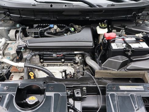 Used 2018 Nissan Rogue SL AWD/4WD image 39