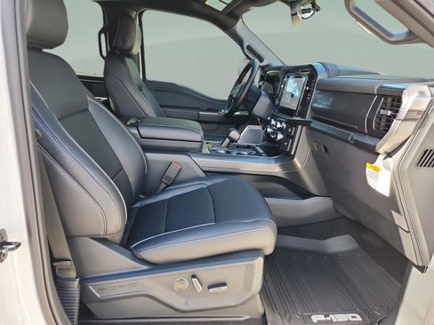 New 2025 Ford F150 Lariat w/ Equipment Group 502A High image 18