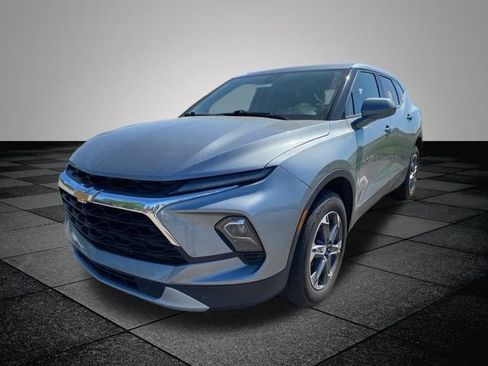 Used 2023 Chevrolet Blazer LT w/ Driver Confidence Package AWD/4WD image 9