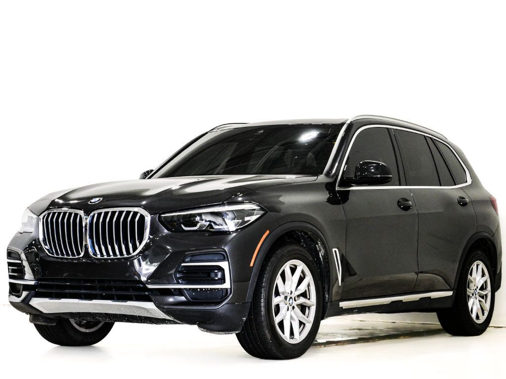 Used 2022 BMW X5 xDrive40i w/ Premium Package AWD/4WD image 3