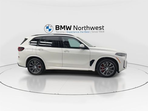 Used 2026 BMW X5 xDrive50e w/ Executive Package image 5
