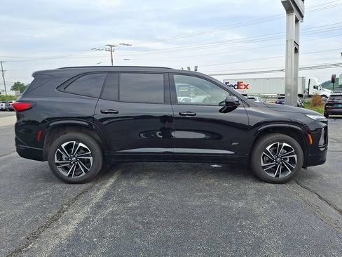 Certified 2026 Buick Enclave Sport Touring w/ Power Package AWD/4WD image 8