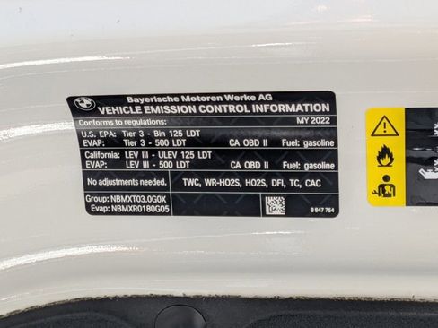 Certified 2022 BMW X5 xDrive40i w/ M Sport Package image 28