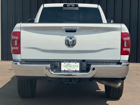 Used 2022 RAM 3500 Limited image 8