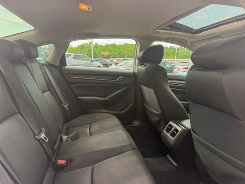 Used 2020 Honda Accord EX image 17