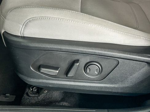 Used 2025 Hyundai Tucson SEL FWD image 22