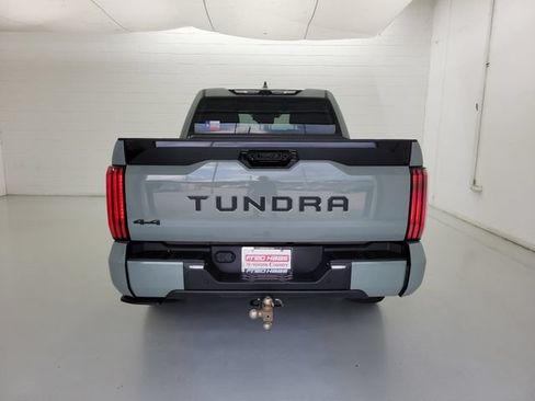 Used 2024 Toyota Tundra Platinum AWD/4WD image 6