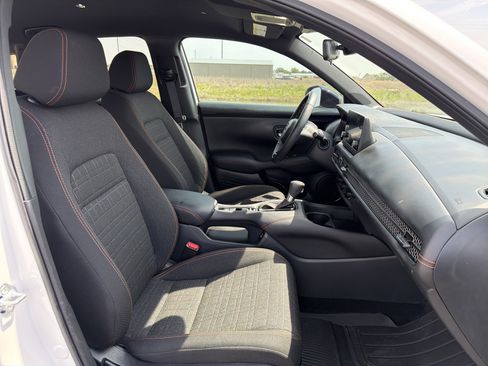 Certified 2025 Honda HR-V Sport image 13