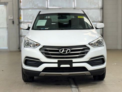 Used 2018 Hyundai Santa Fe Sport image 3