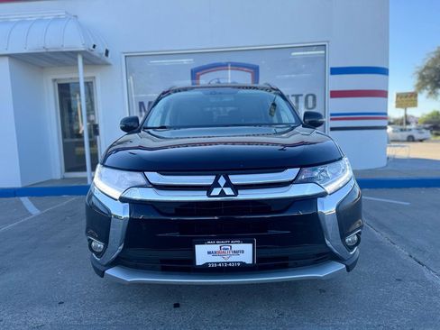 Used 2018 Mitsubishi Outlander SE image 7
