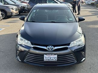 Used 2017 Toyota Camry XLE video 2