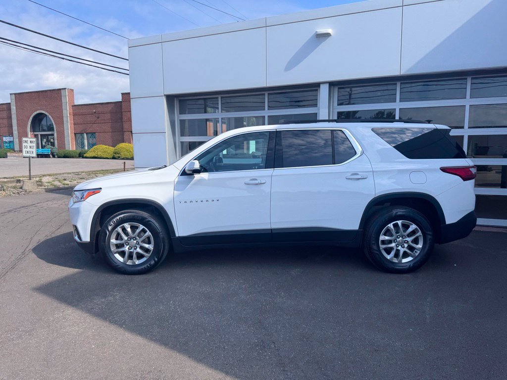Used 2019 Chevrolet Traverse LT w/ LPO, Floor Liner Package AWD/4WD image 2