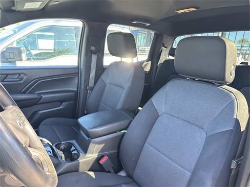 Used 2024 Chevrolet Colorado Trail Boss image 16