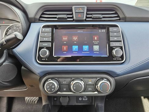 New 2025 Nissan Versa SV w/ Trunk Package image 10