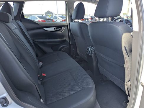 Used 2019 Nissan Rogue Sport S w/ Appearance Package AWD/4WD image 29