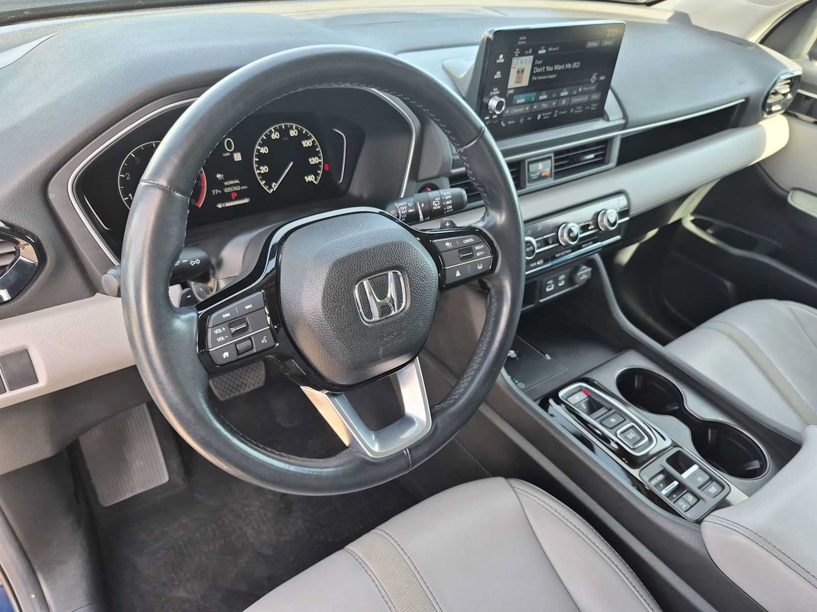 Certified 2025 Honda Pilot EX-L image 2