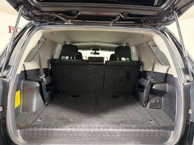 Used 2019 Toyota 4Runner SR5 RWD image 13