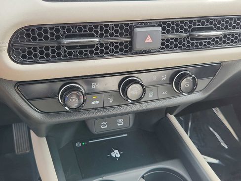 Certified 2026 Honda HR-V LX image 15