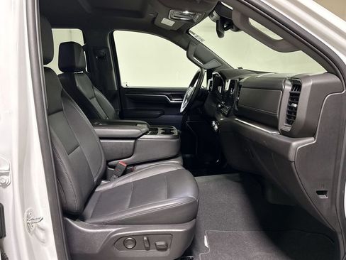 Used 2024 GMC Sierra 1500 SLT image 22