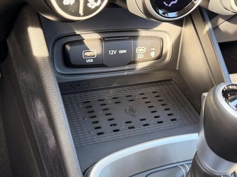 New 2026 Hyundai Venue SEL FWD image 23