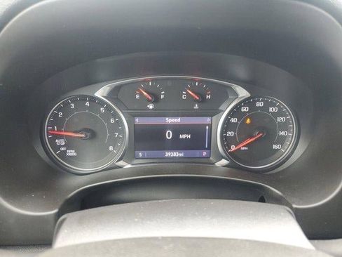 Used 2022 GMC Terrain AT4 image 24