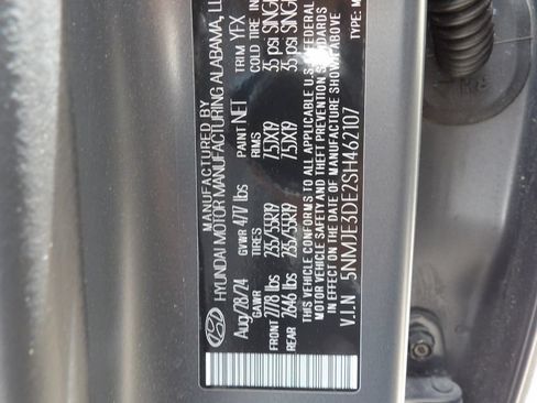 Certified 2025 Hyundai Tucson Limited FWD image 27