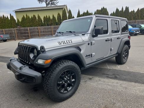 Used 2021 Jeep Wrangler Sport image 2