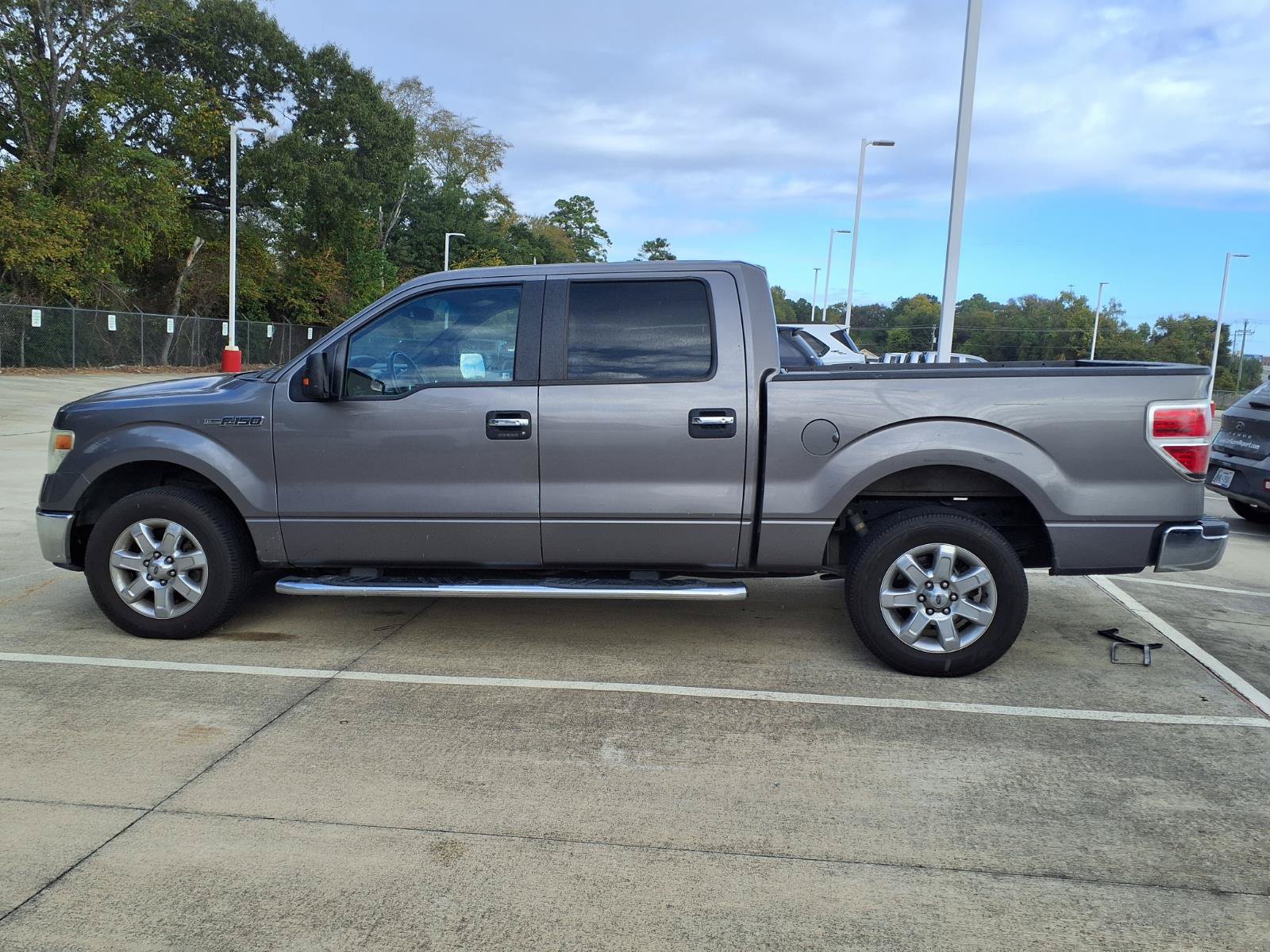 Used 2014 Ford F150 XLT w/ Equipment Group 302A Luxury RWD image 7