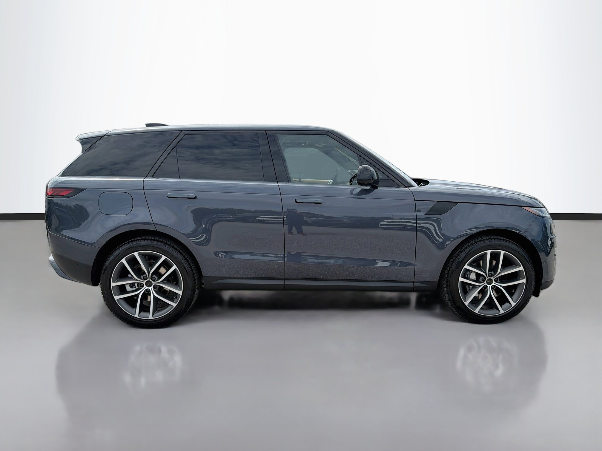 New 2027 Land Rover Range Rover Sport SE AWD/4WD image 6