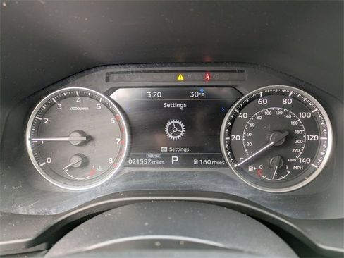 Used 2022 Mitsubishi Outlander SE image 12