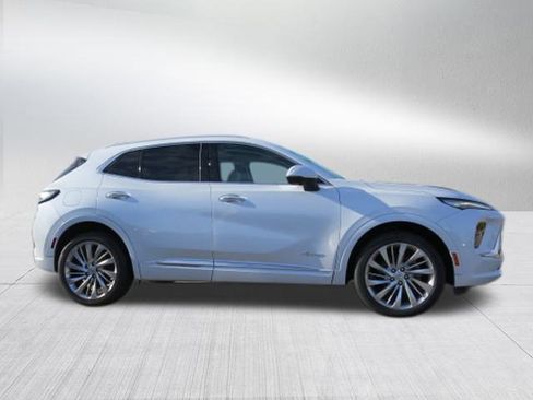 New 2026 Buick Envision Avenir image 2