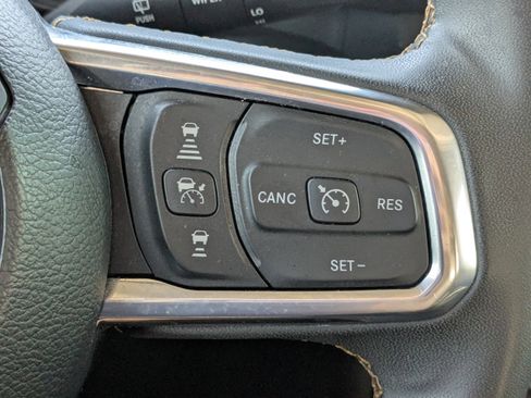 Used 2024 Jeep Wrangler Unlimited Sahara w/ Safety Group AWD/4WD image 27