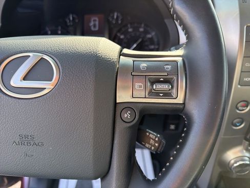 Used 2015 Lexus GX 460 w/ Premium Package image 30