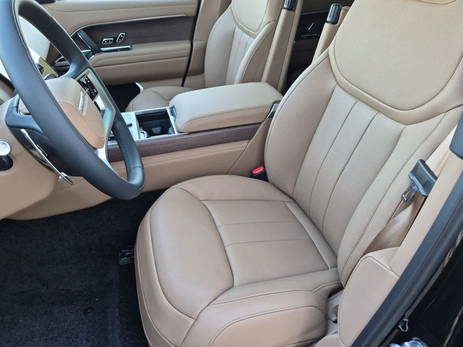 New 2027 Land Rover Range Rover SE AWD/4WD image 16