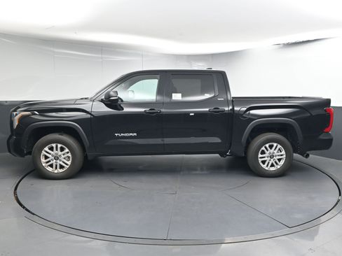 Used 2025 Toyota Tundra SR5 w/ SR5 Convenience Package image 5