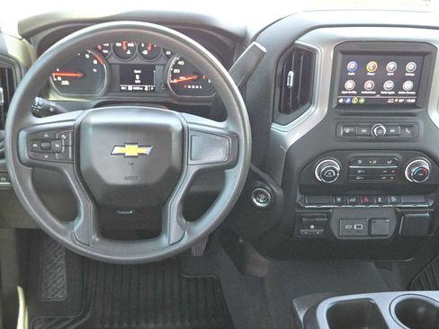 Certified 2024 Chevrolet Silverado 2500 Custom w/ Custom Convenience Package AWD/4WD image 25