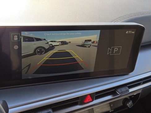 New 2026 Kia Sorento LX FWD image 12
