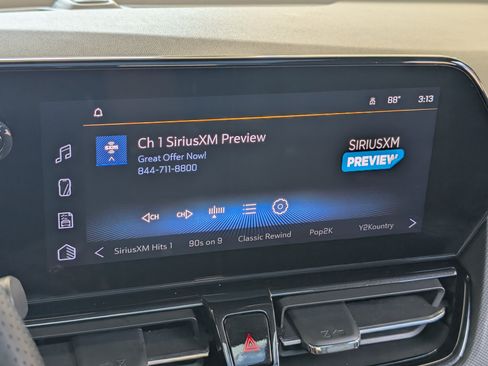 Used 2025 Chevrolet TrailBlazer RS w/ Convenience Package FWD image 30