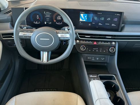 Used 2024 Hyundai Sonata SEL FWD image 15