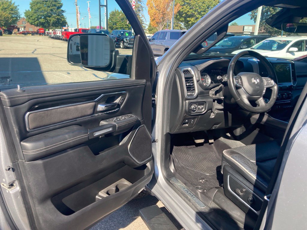Used 2021 RAM 1500 Laramie w/ Sport Appearance Package AWD/4WD image 19
