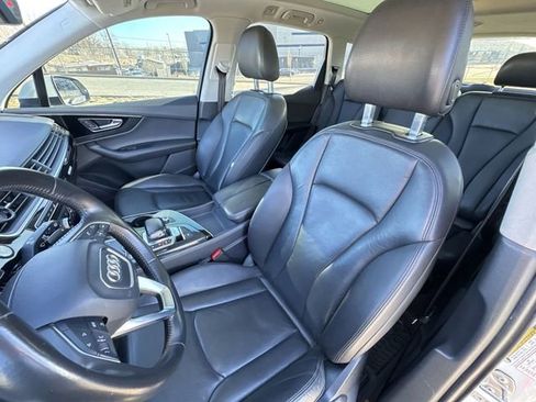 Used 2017 Audi Q7 3.0T Premium image 19