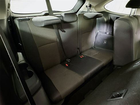 Used 2024 Toyota Highlander LE image 14