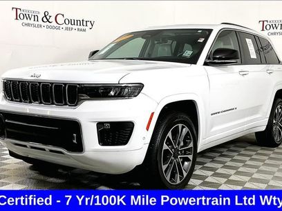 Used 2022 Jeep Grand Cherokee Overland w/ Luxury Tech Group IV