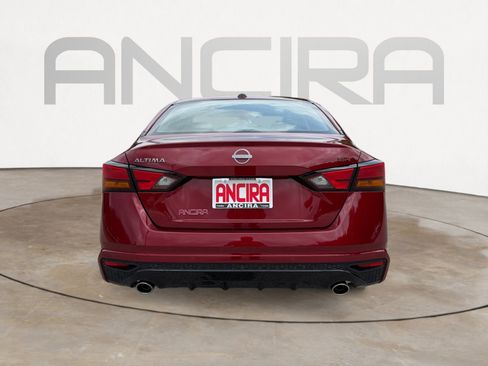 New 2026 Nissan Altima 2.5 SR FWD image 9