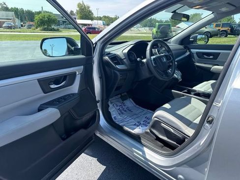 Used 2019 Honda CR-V LX image 10