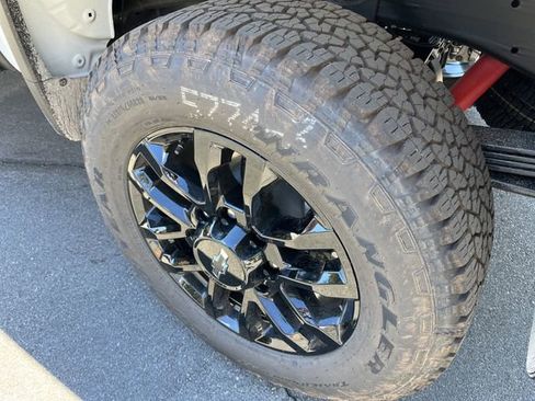 New 2026 Chevrolet Silverado 2500 Custom w/ Custom Value Package image 15