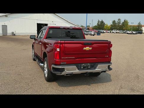 Used 2023 Chevrolet Silverado 1500 LTZ w/ LTZ Premium Package AWD/4WD image 35