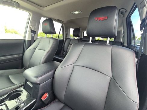 Used 2024 Toyota 4Runner TRD Off-Road Premium w/ Off Road Premium Plus Package AWD/4WD image 24