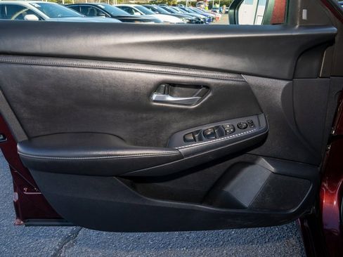 Used 2023 Nissan Sentra SV image 10