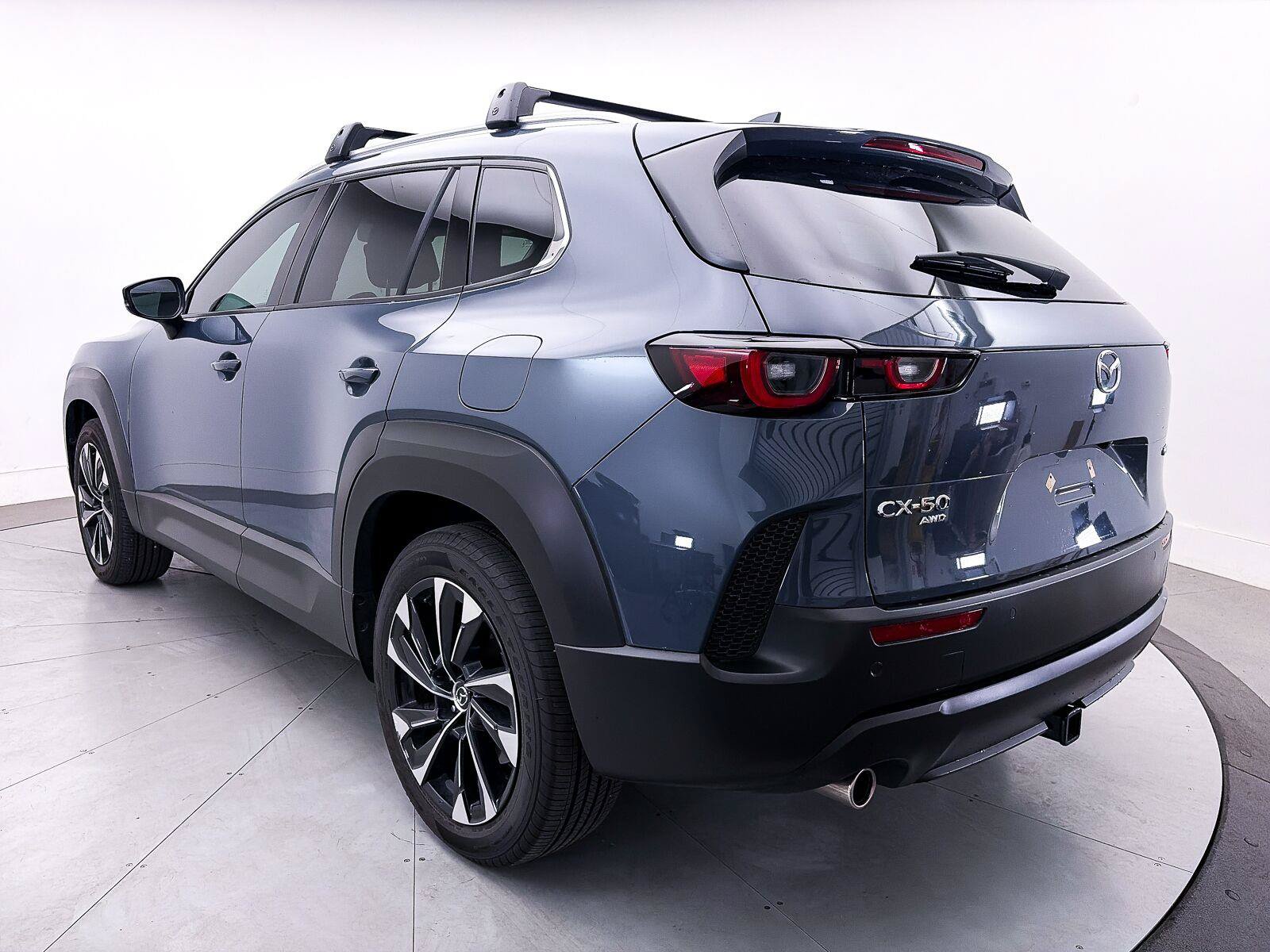 Certified 2026 MAZDA CX-50 2.5 Hybrid w/ Weather Package AWD/4WD image 13